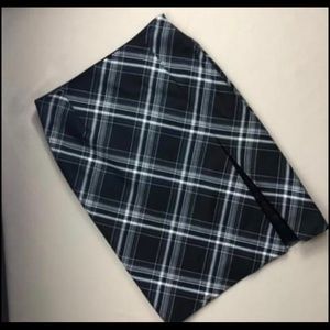 White House Black Market Skirt